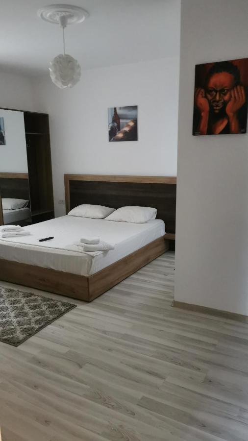 Ipsilanti House Aparthotel Iasi Exterior foto